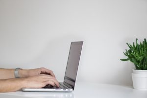 Photo Child using computer