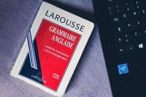 Photo "Learn a new language for free - Your comprehensive guide to websites and applications"