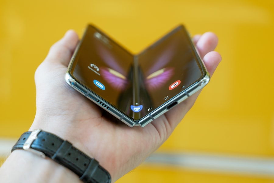Photo foldable phones