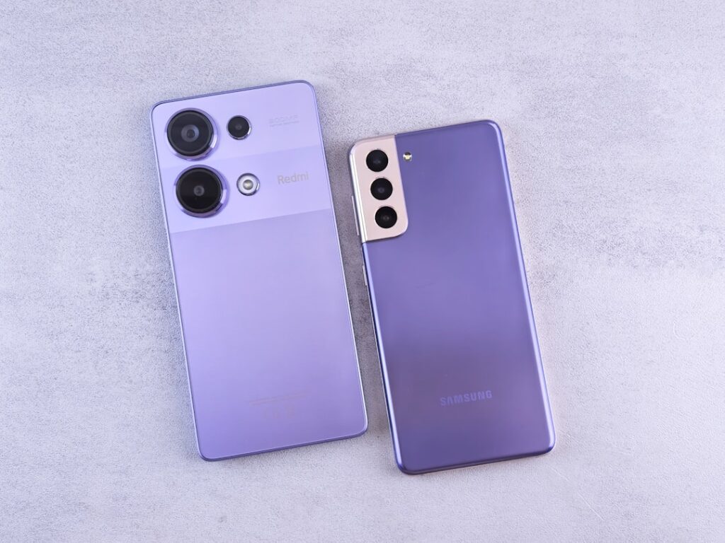 Photo Huawei vs Xiaomi in mid-range category
