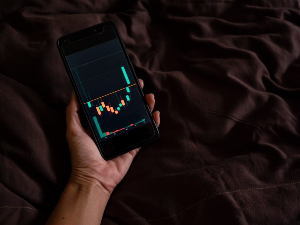 Photo market data analysis