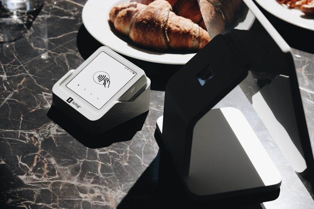 Photo digital banking services