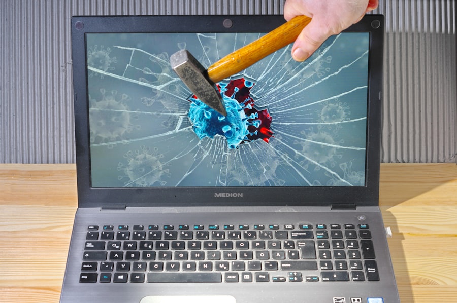 Internet and Creative Economy