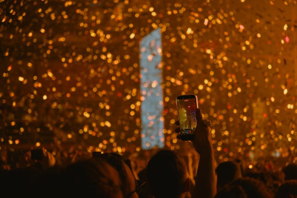 Photo "phone performance"