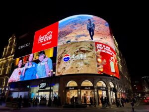 Photo advertising campaign