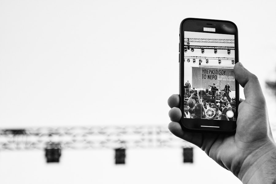 Photo mobile phone content development
