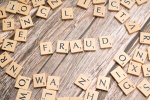 Photo financial fraud detection