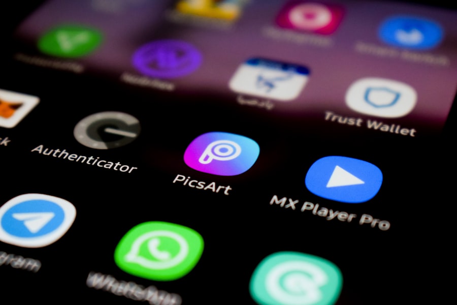 Photo Protect yourself from fake apps
