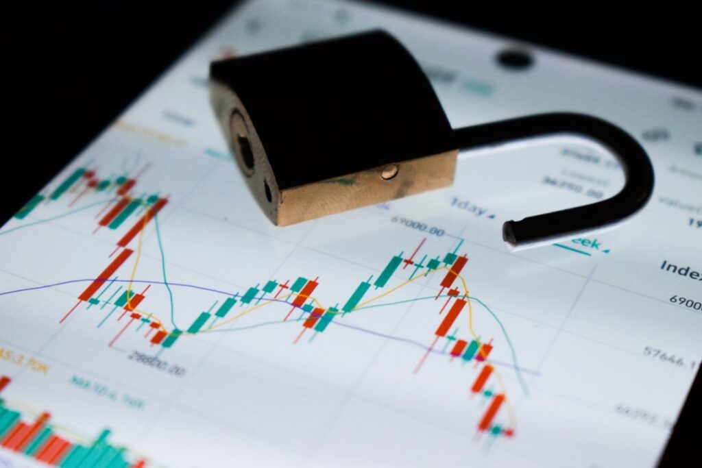 Photo banks, artificial intelligence, financial fraud prevention