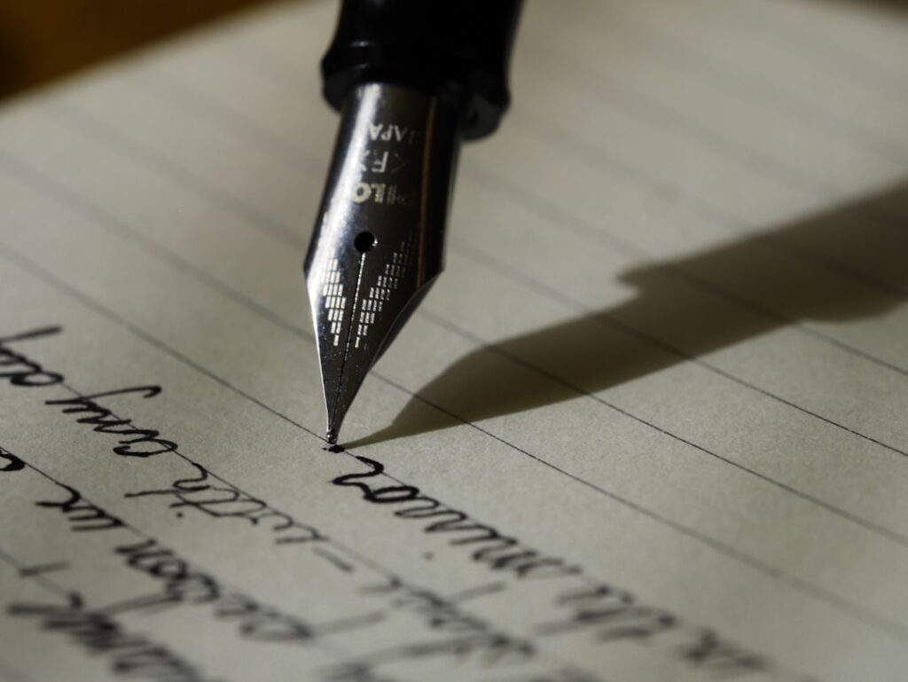 Photo "Strong Prompt Writing"