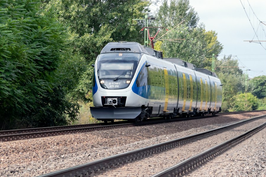 Photo high-speed trains