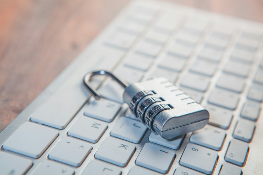 Photo protect yourself from digital fraud