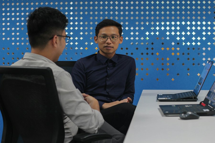 Job interviews supported by artificial intelligence and facial expression analysis