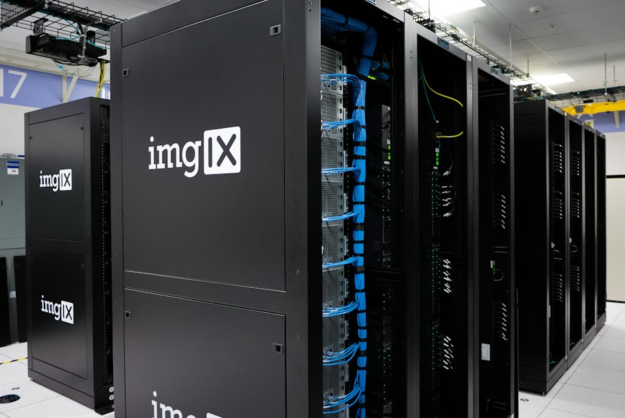 Photo data center energy efficiency optimization