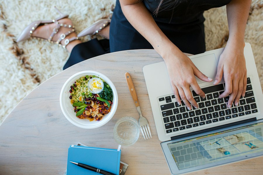 Photo freelance income management tips
