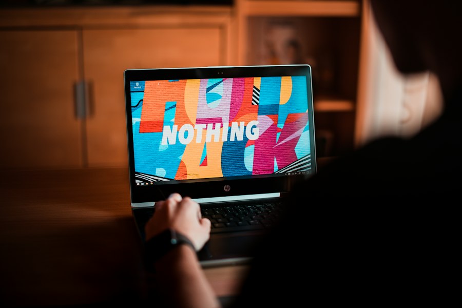 Photo productive internet browsing strategies