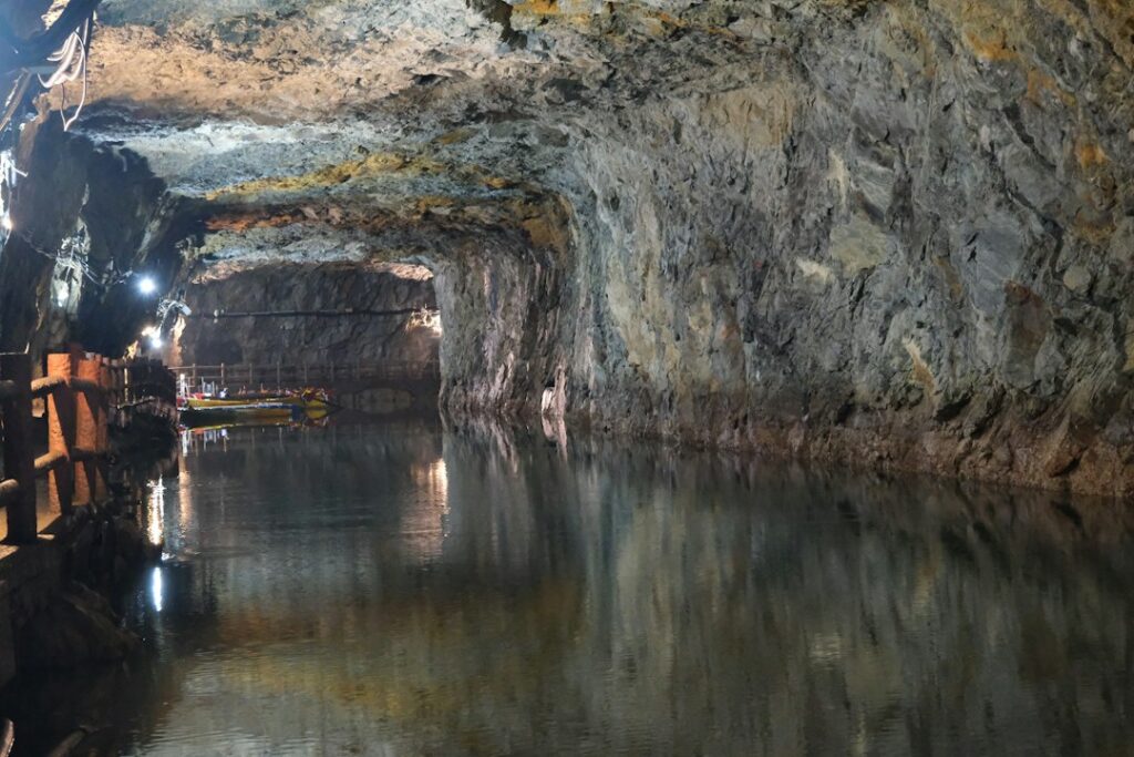 Photo intelligent geological modeling carbon storage underground