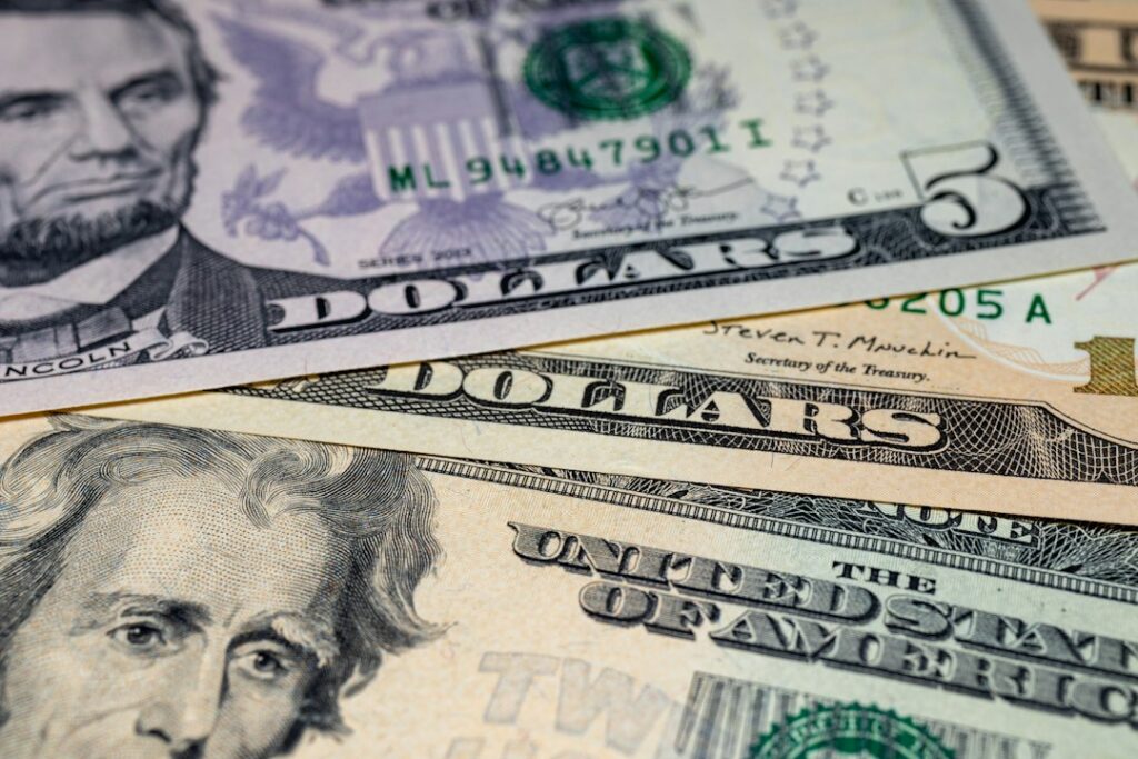 Photo assets vs liabilities finance comparison