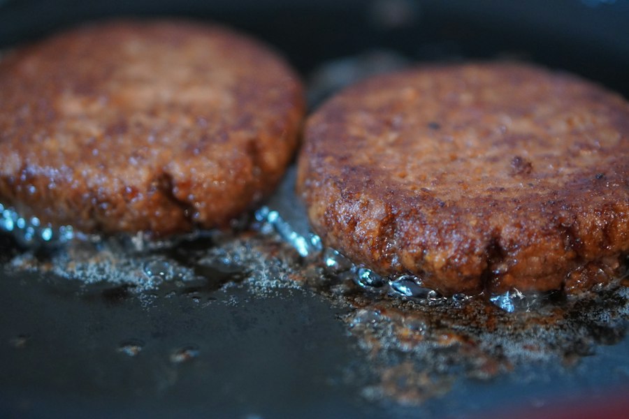 lab-grown meat alternatives development